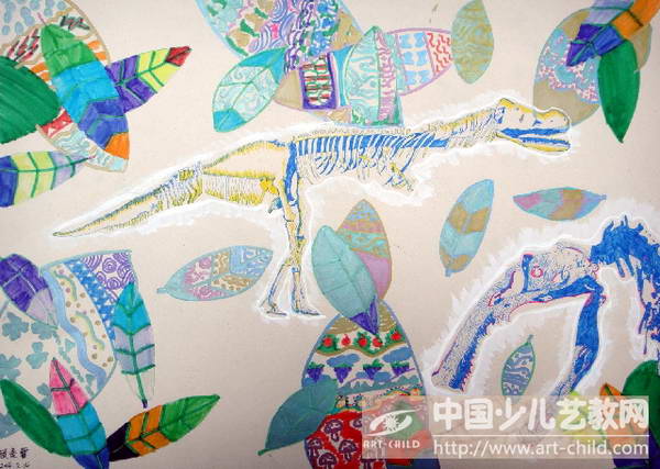作品名称:  《恐龙化石》