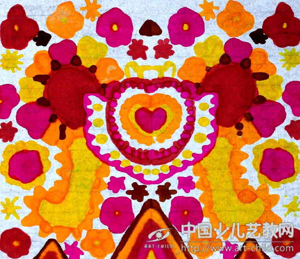 作品名称《花手绢》