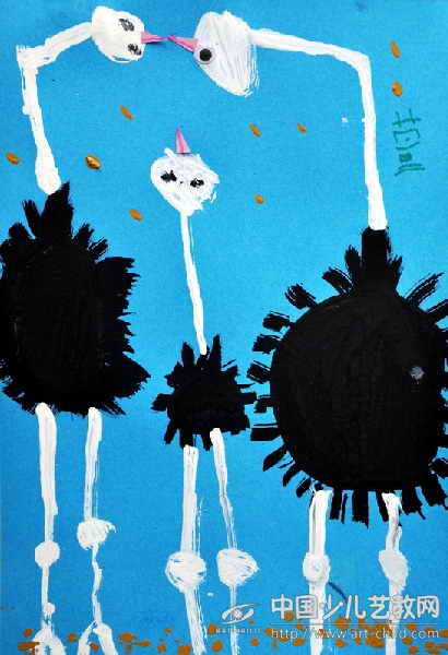 作品名称《鸵鸟一家》